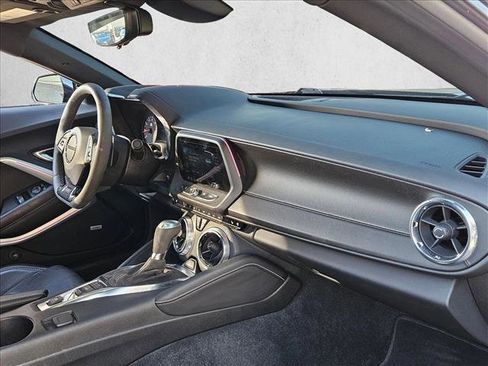 Used 2021 Chevrolet Camaro SS image 22