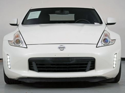 Used 2014 Nissan 370Z Touring w/ Sport Package image 6