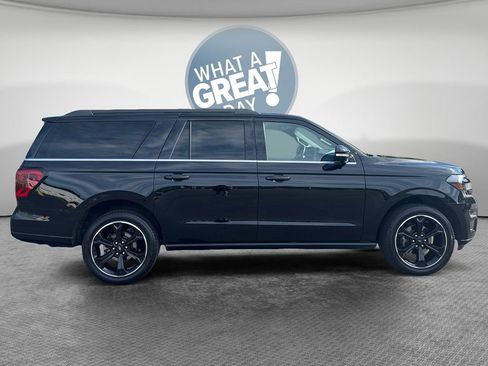 Used 2023 Ford Expedition Max Limited AWD/4WD image 2
