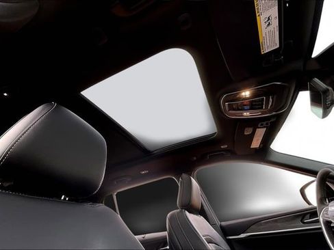 Used 2025 Jeep Grand Cherokee L Limited w/ Luxury Tech Group II image 20