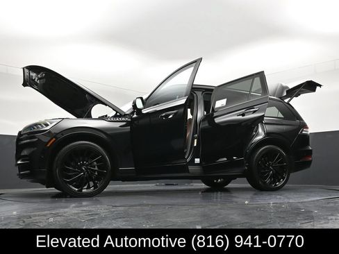Used 2023 Lincoln Aviator Reserve w/ Equipment Group 201A AWD/4WD image 45