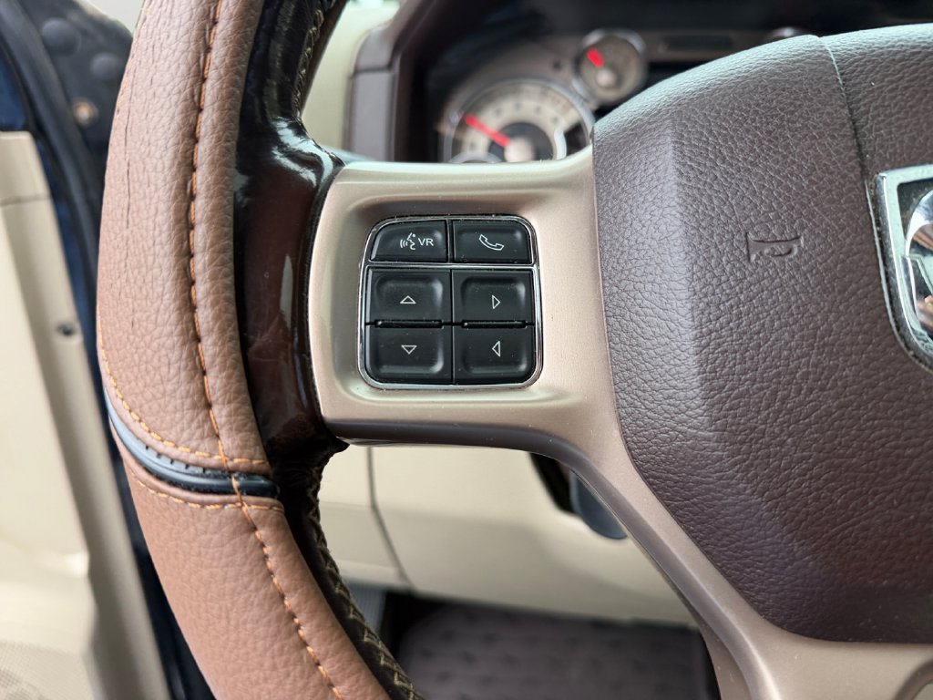 Used 2016 RAM 1500 Laramie Longhorn w/ Convenience Group AWD/4WD image 19