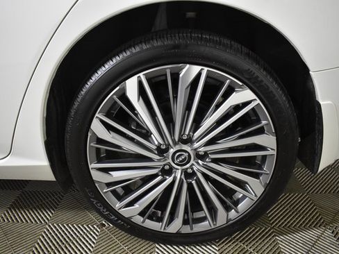 Certified 2023 Nissan Altima 2.5 SL image 45