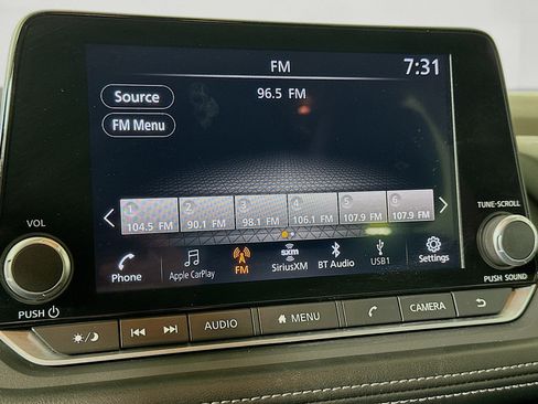 Used 2023 Nissan Rogue SL image 21