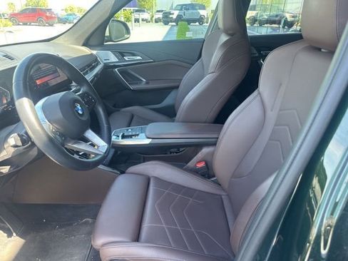 Used 2024 BMW X1 xDrive28i w/ Premium Package image 9