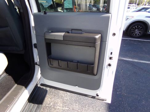 Used 2012 Ford F250 XLT image 23