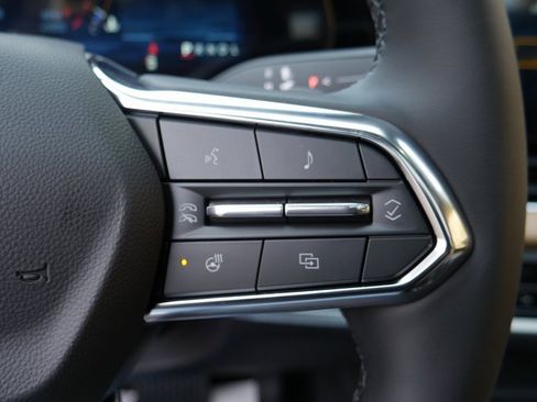 New 2026 Chevrolet Equinox ACTIV w/ Convenience Package III image 14