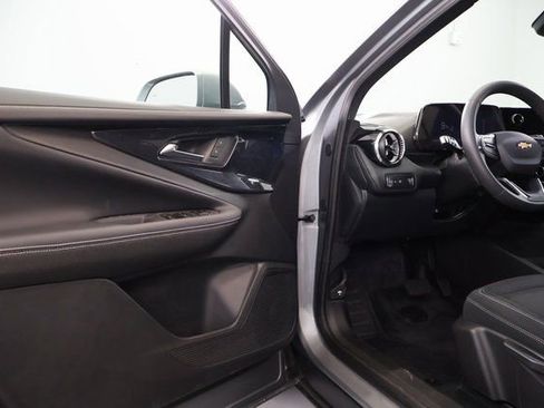 New 2026 Chevrolet Blazer EV LT image 8