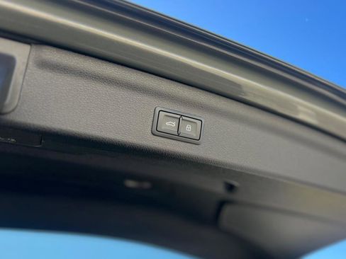 Used 2023 Audi Q3 2.0T Premium image 35