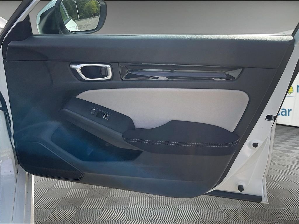Used 2023 Honda Civic EX image 12