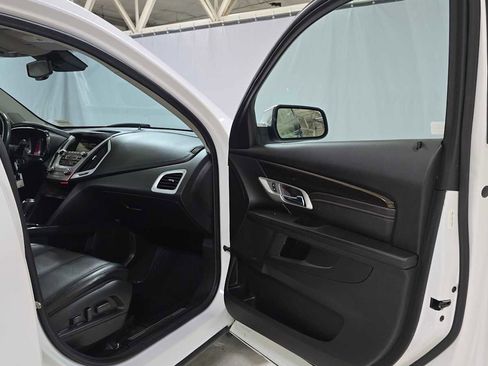 Used 2017 GMC Terrain Denali image 10