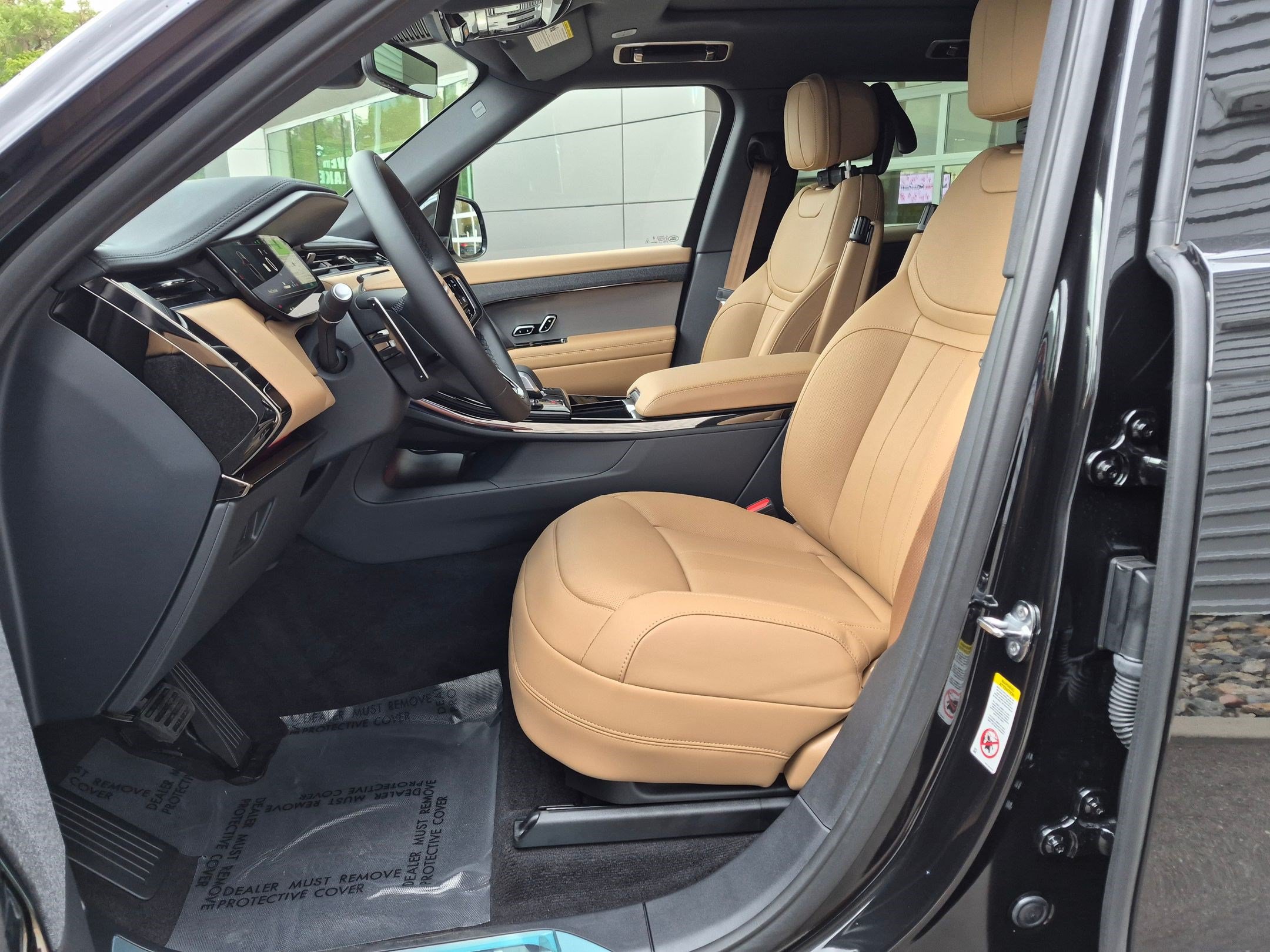 New 2027 Land Rover Range Rover Sport SE AWD/4WD image 24