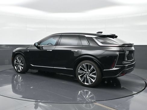 Certified 2023 Cadillac Lyriq 2WD image 2