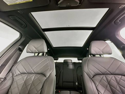 Used 2025 BMW X5 sDrive40i RWD image 22