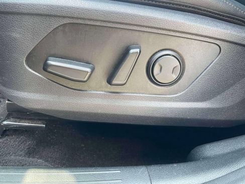 Used 2023 Kia Sportage EX AWD/4WD image 17