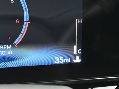 New 2026 Chevrolet Trax RS w/ Driver Confidence Package FWD image 36