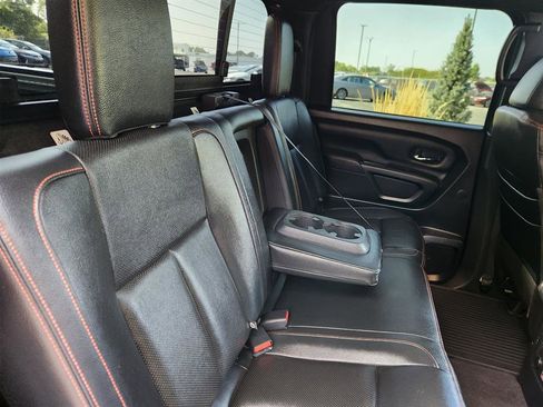 Used 2020 Nissan Titan PRO-4X w/ Pro-4x Convenience Package image 17