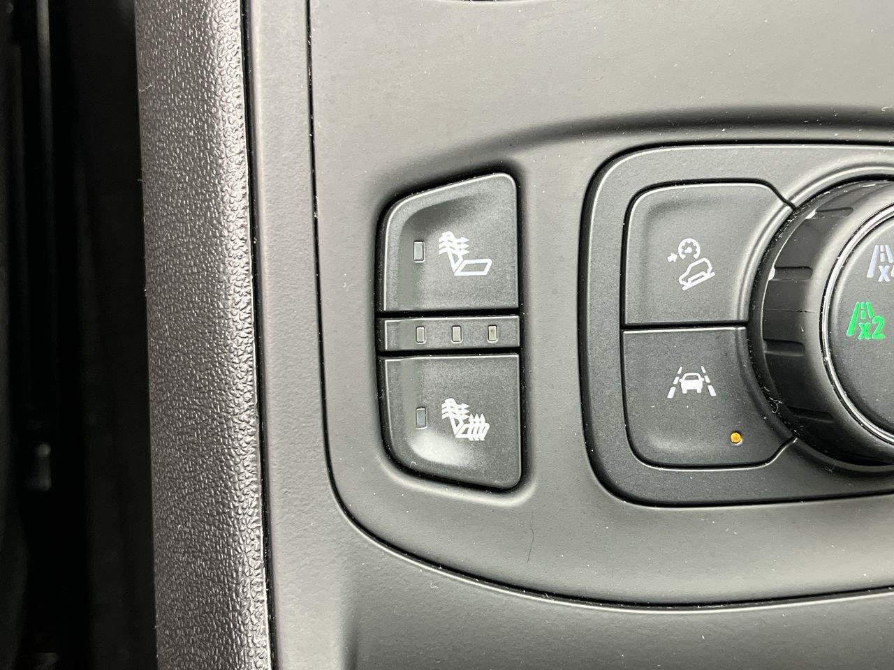 Certified 2024 GMC Terrain SLT AWD/4WD image 22