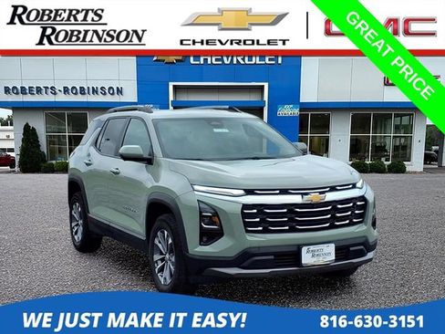 Used 2025 Chevrolet Equinox LT w/ Convenience Package II AWD/4WD image 1