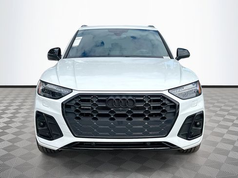 Used 2021 Audi Q5 e Prestige w/ Prestige Package image 2