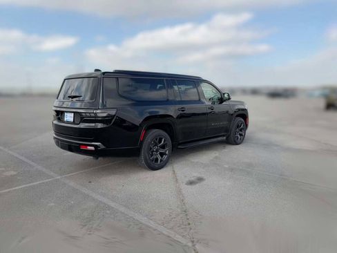 New 2026 Jeep Grand Wagoneer L Limited image 12