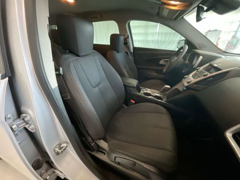 Used 2012 Chevrolet Equinox LS image 22
