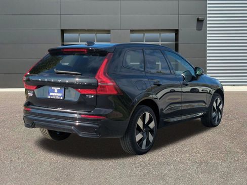 Certified 2025 Volvo XC60 T8 Plus w/ Protection Package Premier AWD/4WD image 7