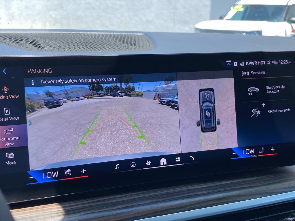 Used 2024 BMW X7 xDrive40i AWD/4WD image 27