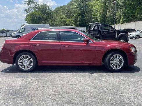 Used 2014 Chrysler 300 AWD w/ Driver Convenience Group image 2