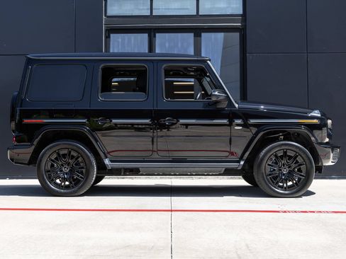 Used 2025 Mercedes-Benz G 580 w/ EQ Technology image 10