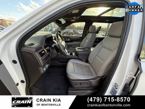 Used 2021 GMC Yukon XL SLT w/ SLT Premium Package image 22