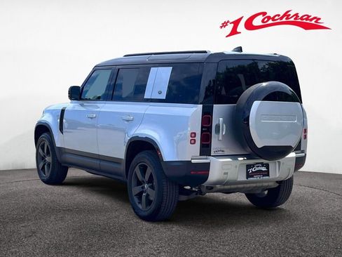 Used 2024 Land Rover Defender 110 S AWD/4WD image 9