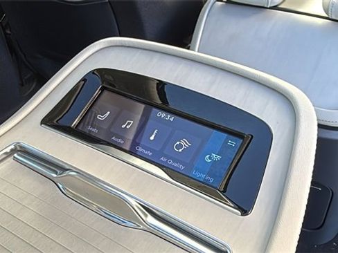 New 2026 Lincoln Navigator L Reserve image 12