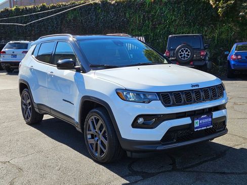 New 2025 Jeep Compass Limited w/ Sun & Sound Group image 7