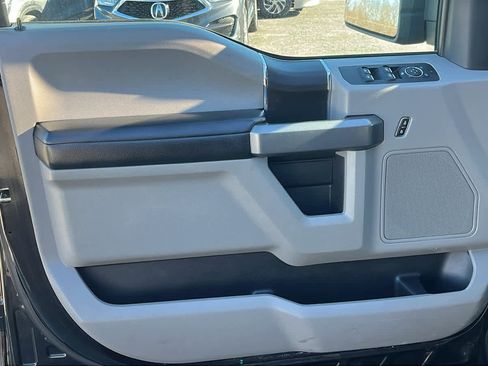 Used 2018 Ford F150 XLT image 9
