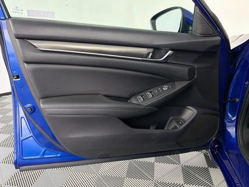 Used 2020 Honda Accord Sport image 18
