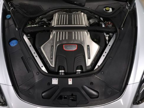 Used 2017 Porsche Panamera Turbo image 31
