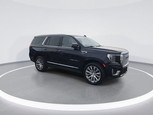 Used 2023 GMC Yukon Denali AWD/4WD image 2