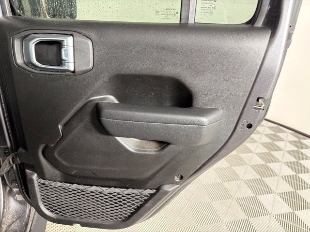 Used 2023 Jeep Gladiator Sport AWD/4WD image 37
