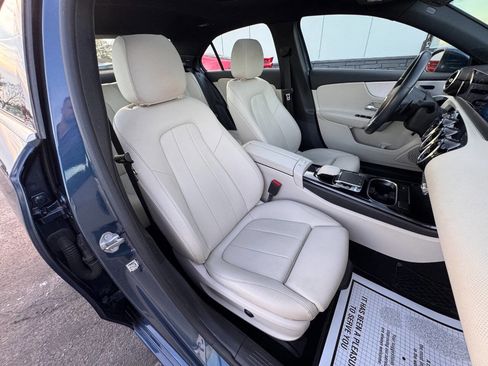 Used 2019 Mercedes-Benz A 220 4MATIC image 32