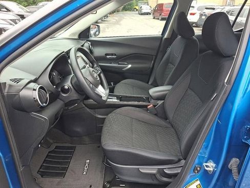 Used 2022 Nissan Kicks SV image 44