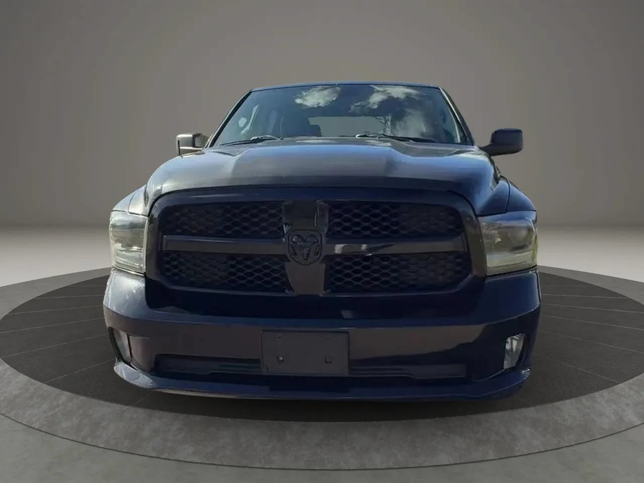 Used 2015 RAM 1500 Express AWD/4WD image 2