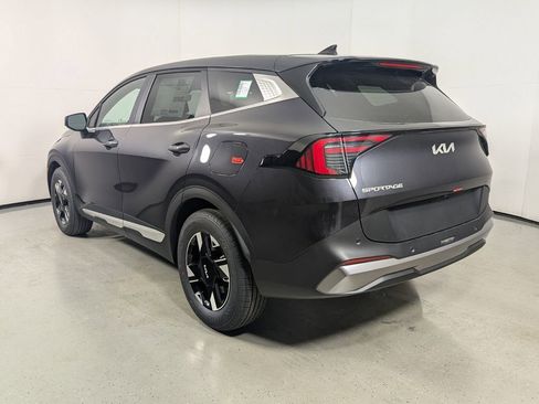 New 2026 Kia Sportage LX FWD image 5