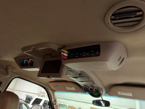 Used 2002 Ford Excursion Limited image 89