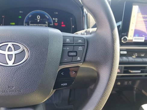 New 2026 Toyota Camry LE image 24