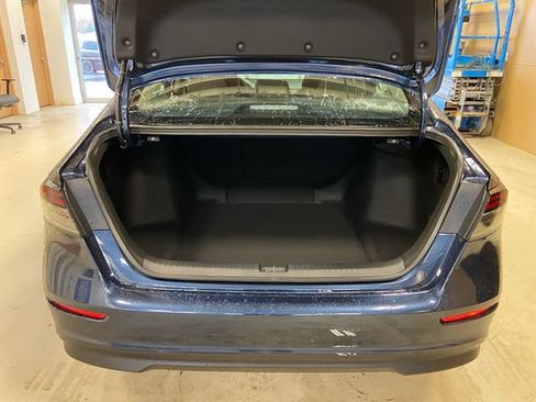 New 2025 Honda Accord SE image 17