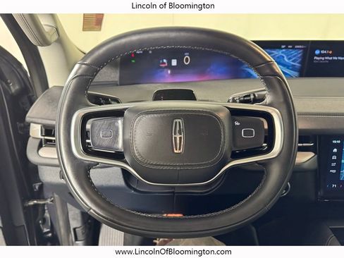 Used 2025 Lincoln Navigator L Reserve AWD/4WD image 24