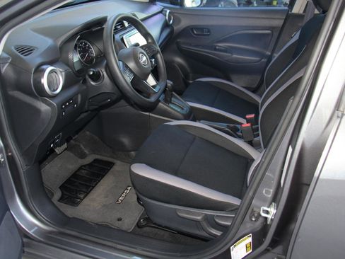 Used 2025 Nissan Versa S w/ Trunk Package image 20