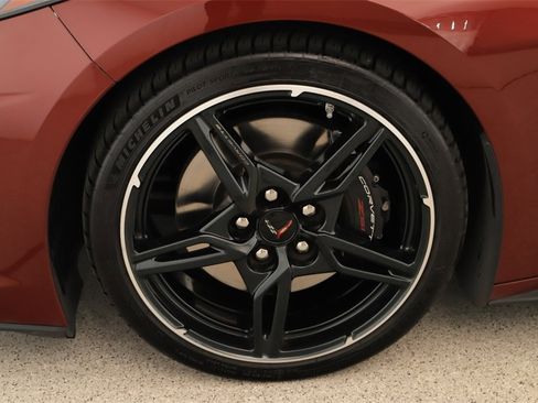 Used 2020 Chevrolet Corvette Stingray w/ 3LT Preferred Equipment Group image 32