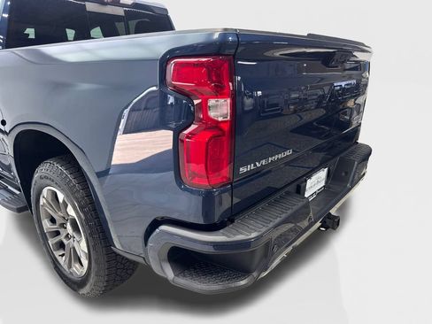 Used 2023 Chevrolet Silverado 1500 High Country w/ Technology Package AWD/4WD image 19